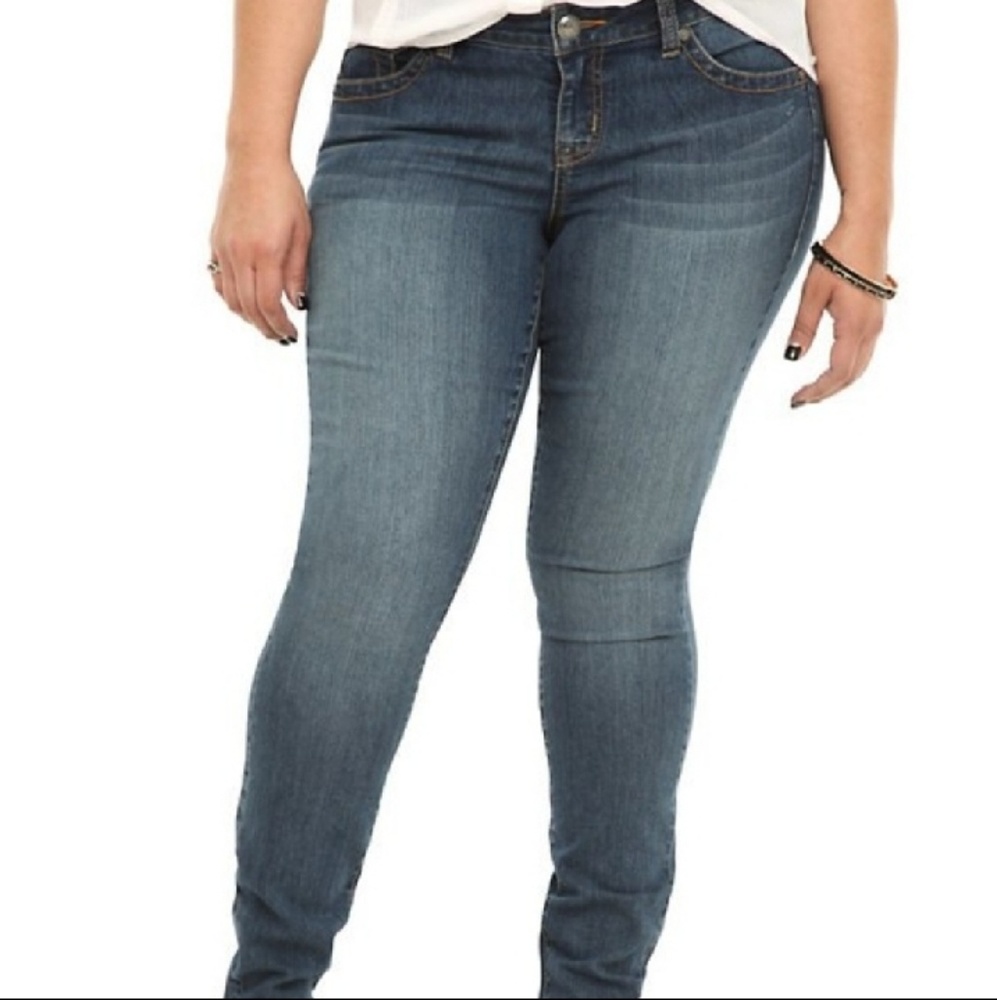 Torrid skinnies sz 18S